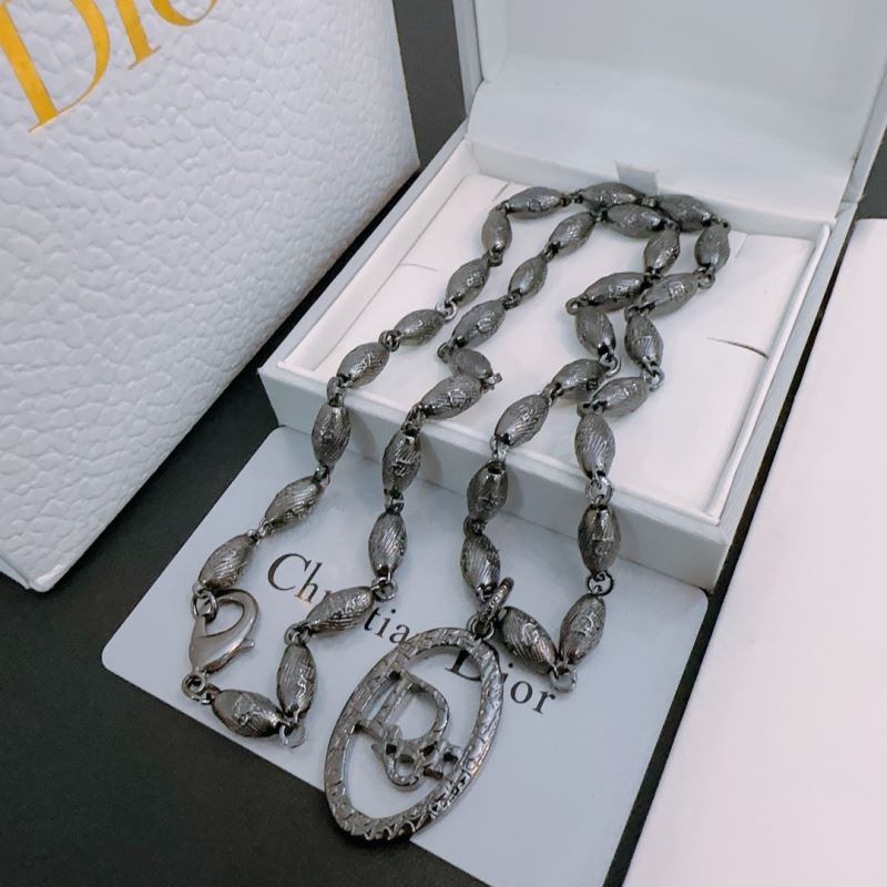 chr1st1an D10r necklaces